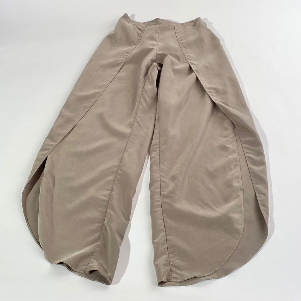 Olive Drew Whitney flowy trouser pant